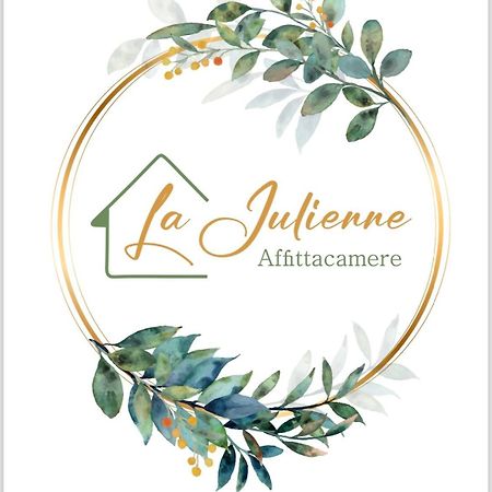 La Julienne Green Nápoly Kültér fotó